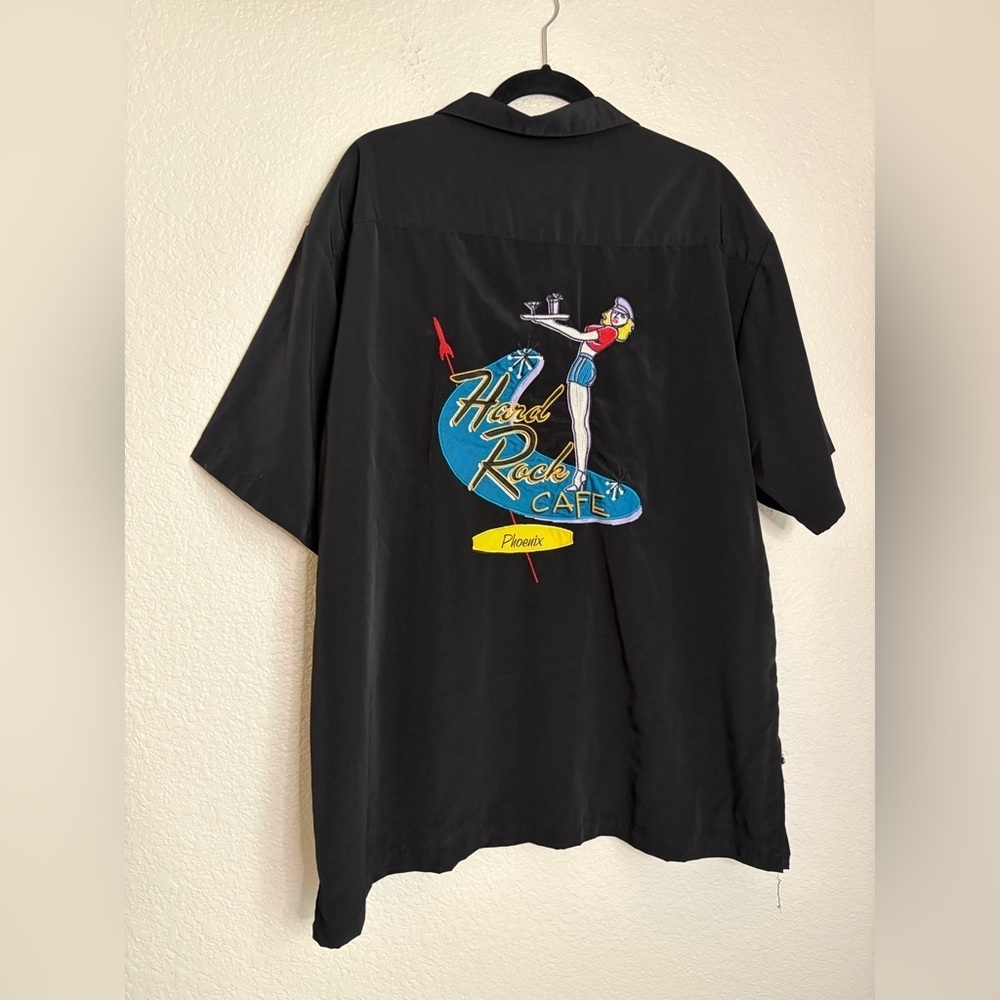 Hard Rock Cafe Phoenix Pin Up Retro Diner Vibes Casual Button Up Shirt Men’s